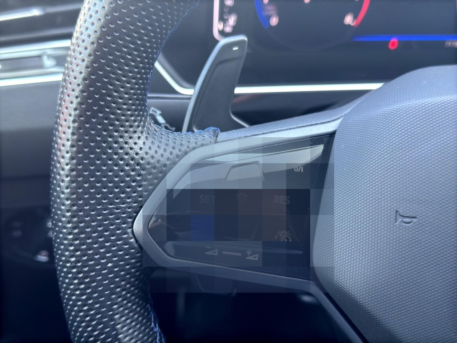 Volkswagen Tiguan R 4MOTION*KEYLESS*360*BLACK STYLE*AHK*LED foto 21