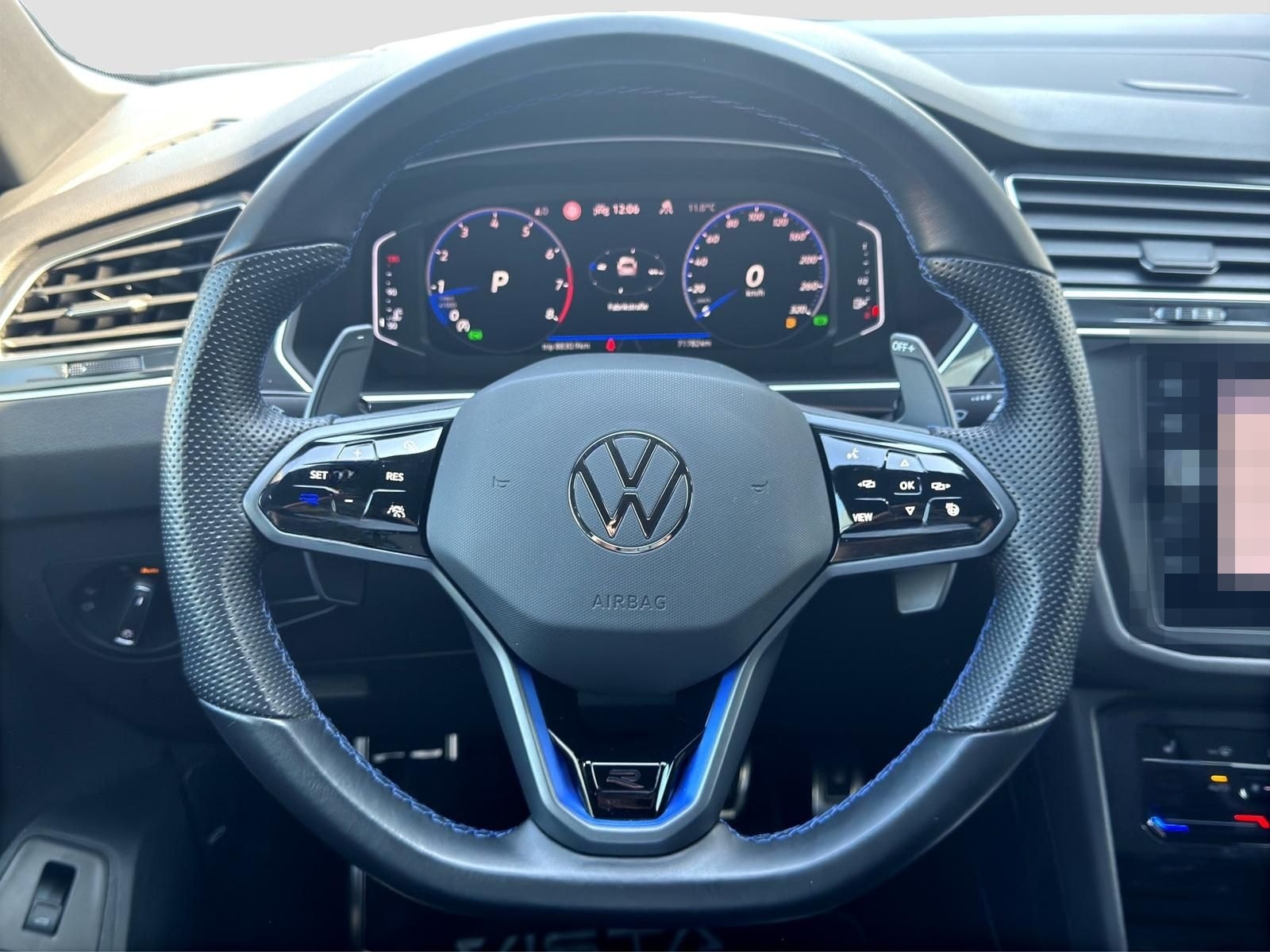 Volkswagen Tiguan R 4MOTION*KEYLESS*360*BLACK STYLE*AHK*LED foto 22