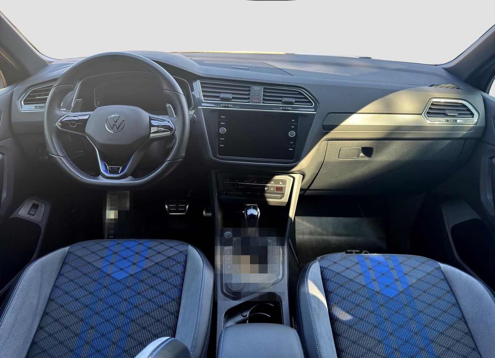 Volkswagen Tiguan R 4MOTION*KEYLESS*360*BLACK STYLE*AHK*LED foto 24