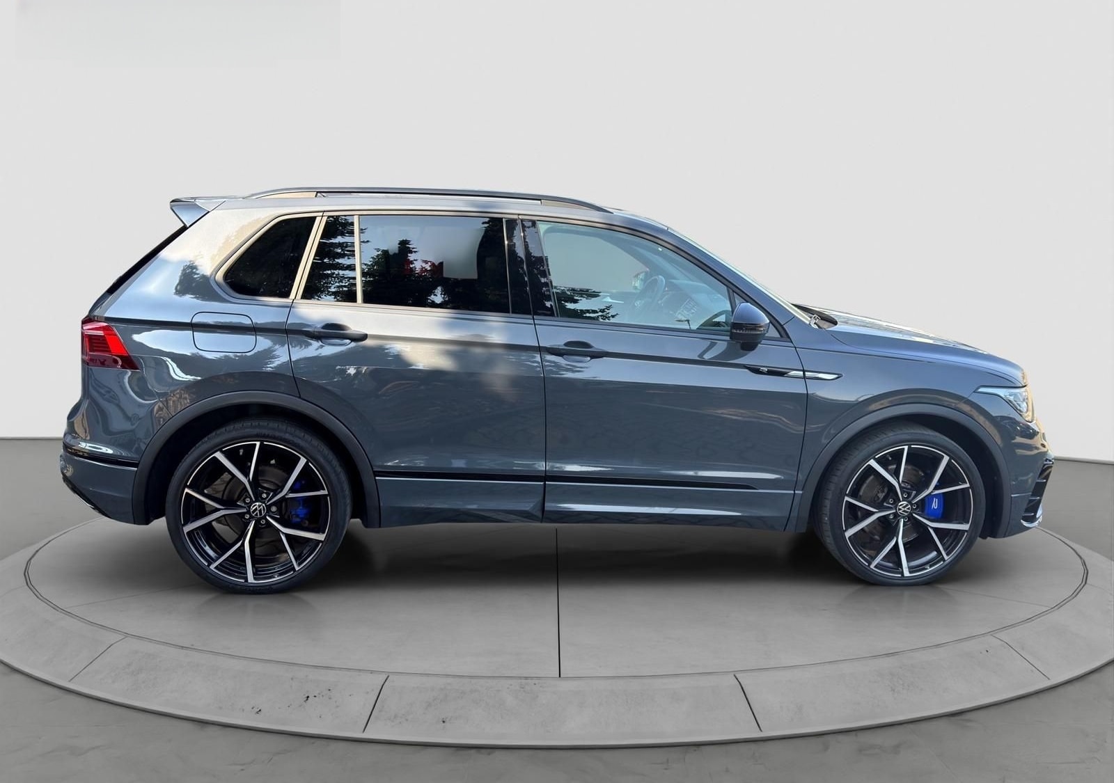 Volkswagen Tiguan R 4MOTION*KEYLESS*360*BLACK STYLE*AHK*LED foto 9