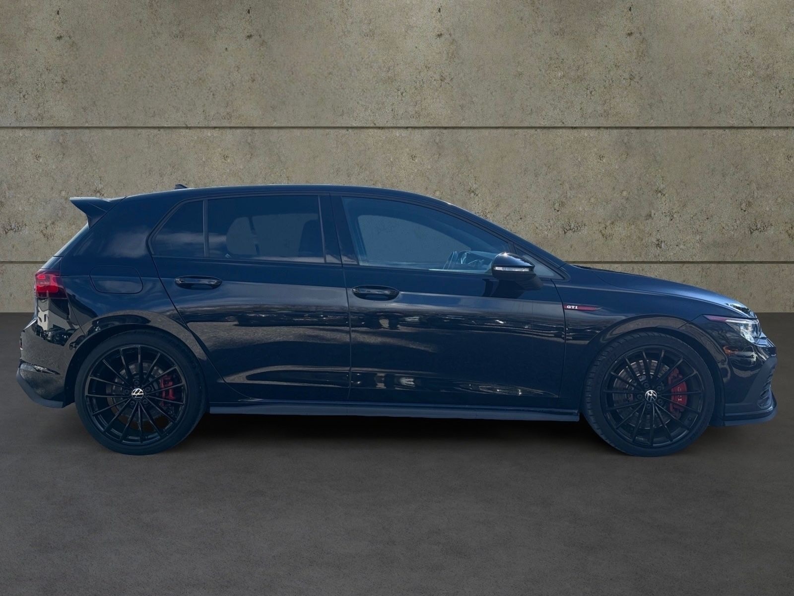 Volkswagen Golf VIII Lim. GTI Clubsport *RFK*NAVI*HU-D*PANO foto 6