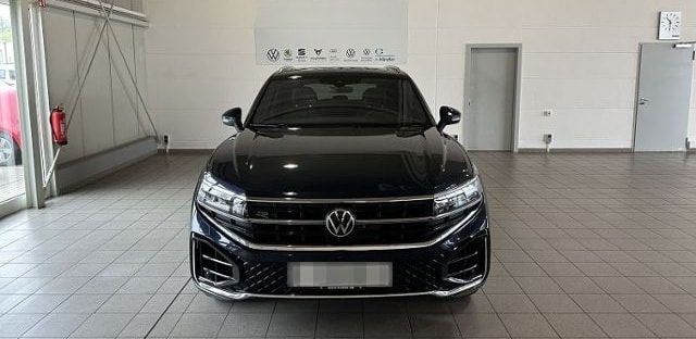 Volkswagen Touareg R-Line 3.0 V6 TSI 4M *STHZ,PANORAMA,AHK, foto 2