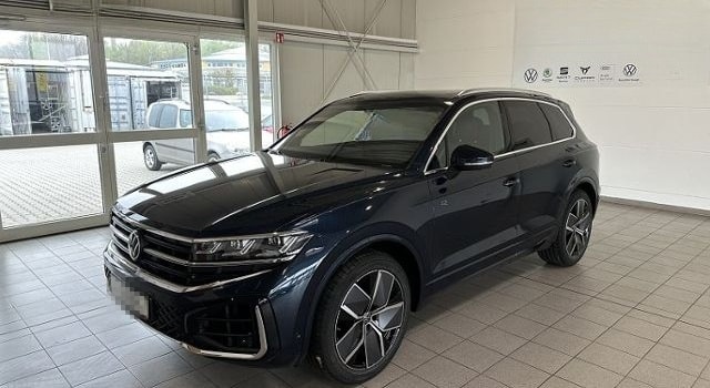 Volkswagen Touareg R-Line 3.0 V6 TSI 4M *STHZ,PANORAMA,AHK, foto 3