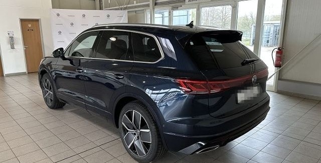 Volkswagen Touareg R-Line 3.0 V6 TSI 4M *STHZ,PANORAMA,AHK, foto 5