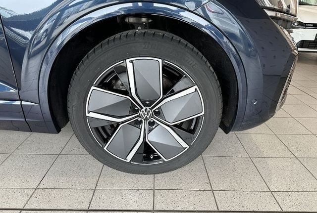 Volkswagen Touareg R-Line 3.0 V6 TSI 4M *STHZ,PANORAMA,AHK, foto 8