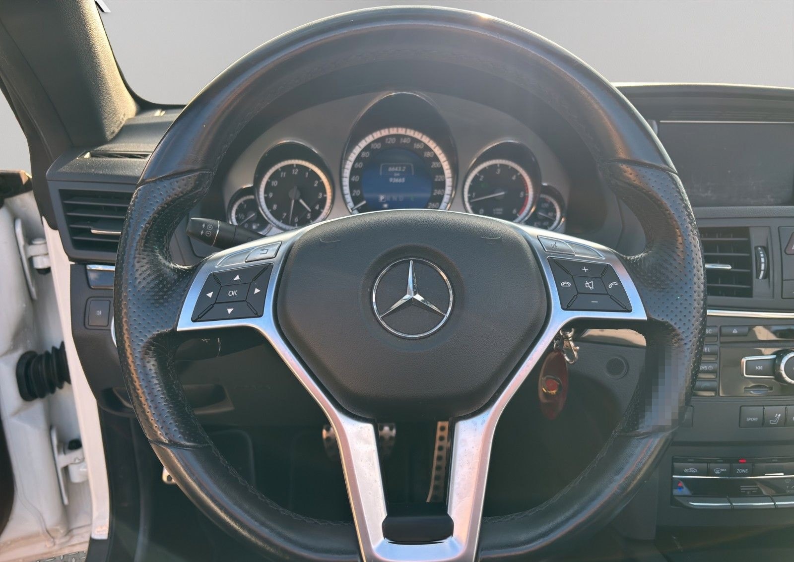 Mercedes-Benz E 350 E Cabrio AMG-Line foto 10