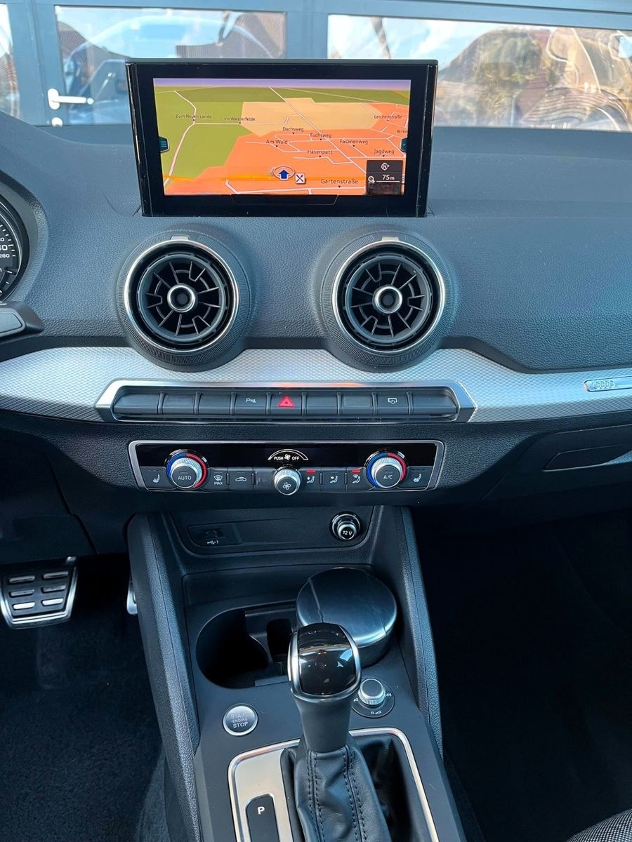 Audi Q2 35TFSI S Tronic, Matrix, Kamera, Navi,19 Zoll foto 12