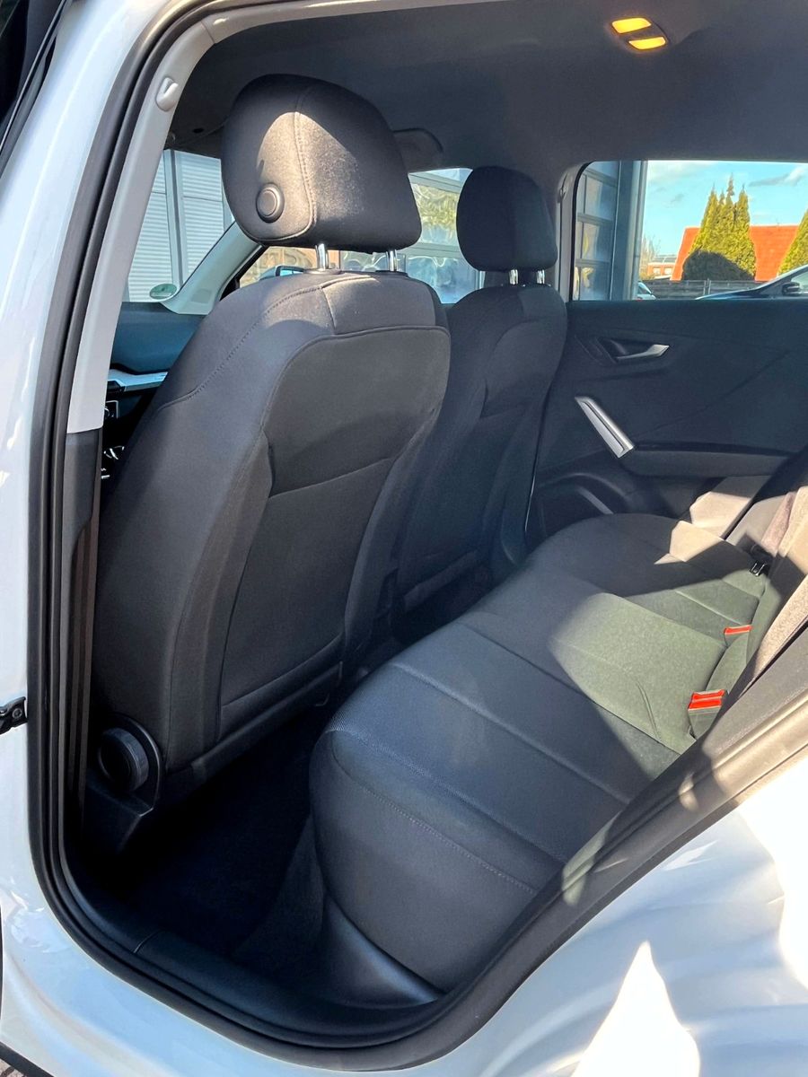 Audi Q2 35TFSI S Tronic, Matrix, Kamera, Navi,19 Zoll foto 14