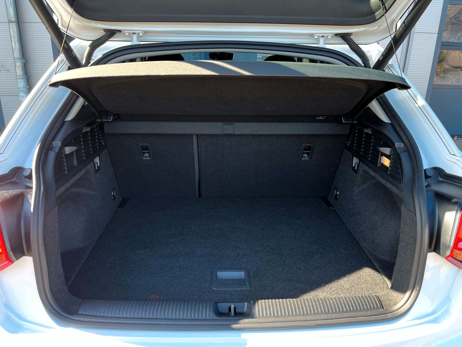 Audi Q2 35TFSI S Tronic, Matrix, Kamera, Navi,19 Zoll foto 8