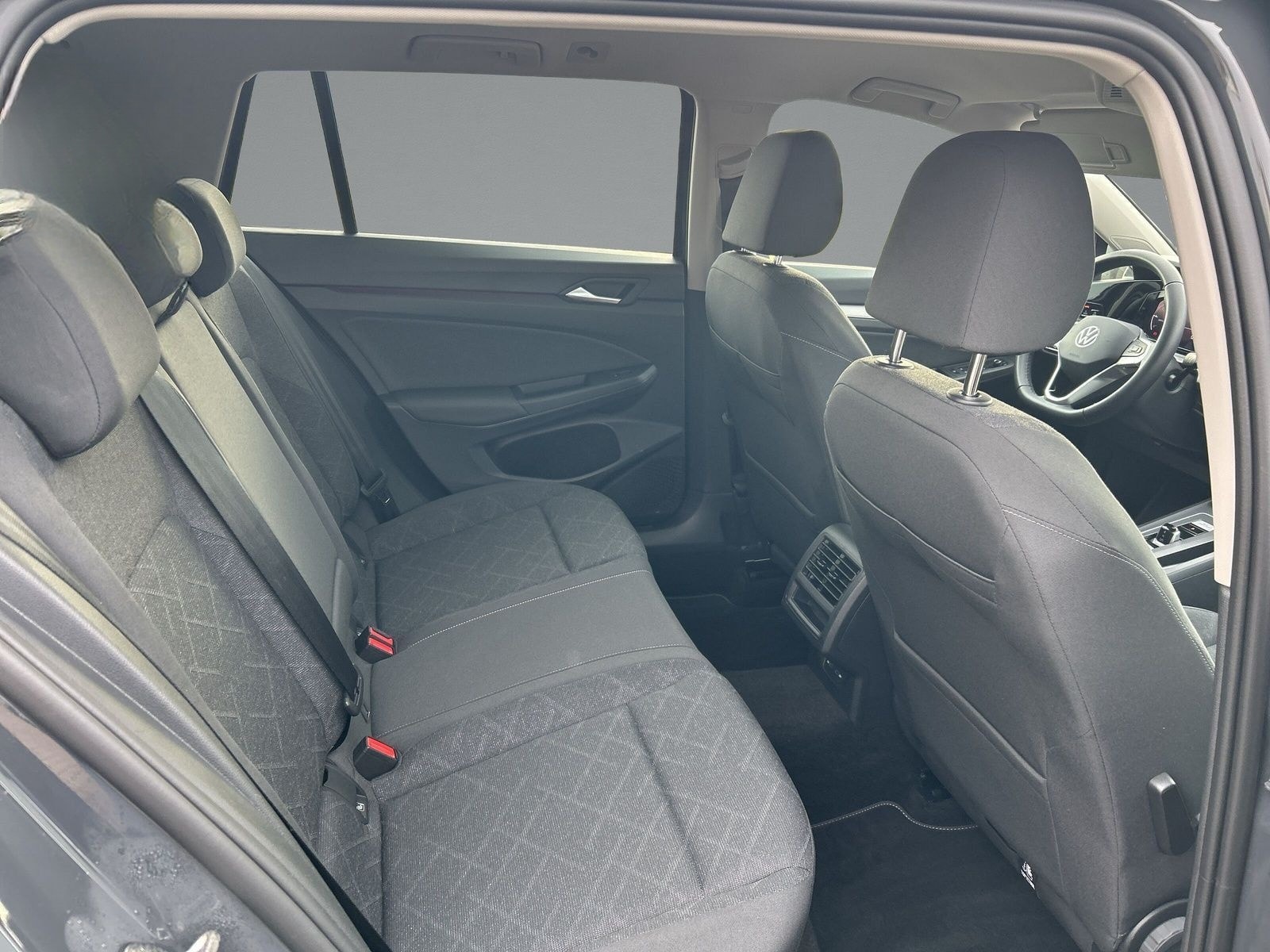 Volkswagen Golf VIII Variant 2.0 TDI Life DSG+LED+KAMERA foto 12