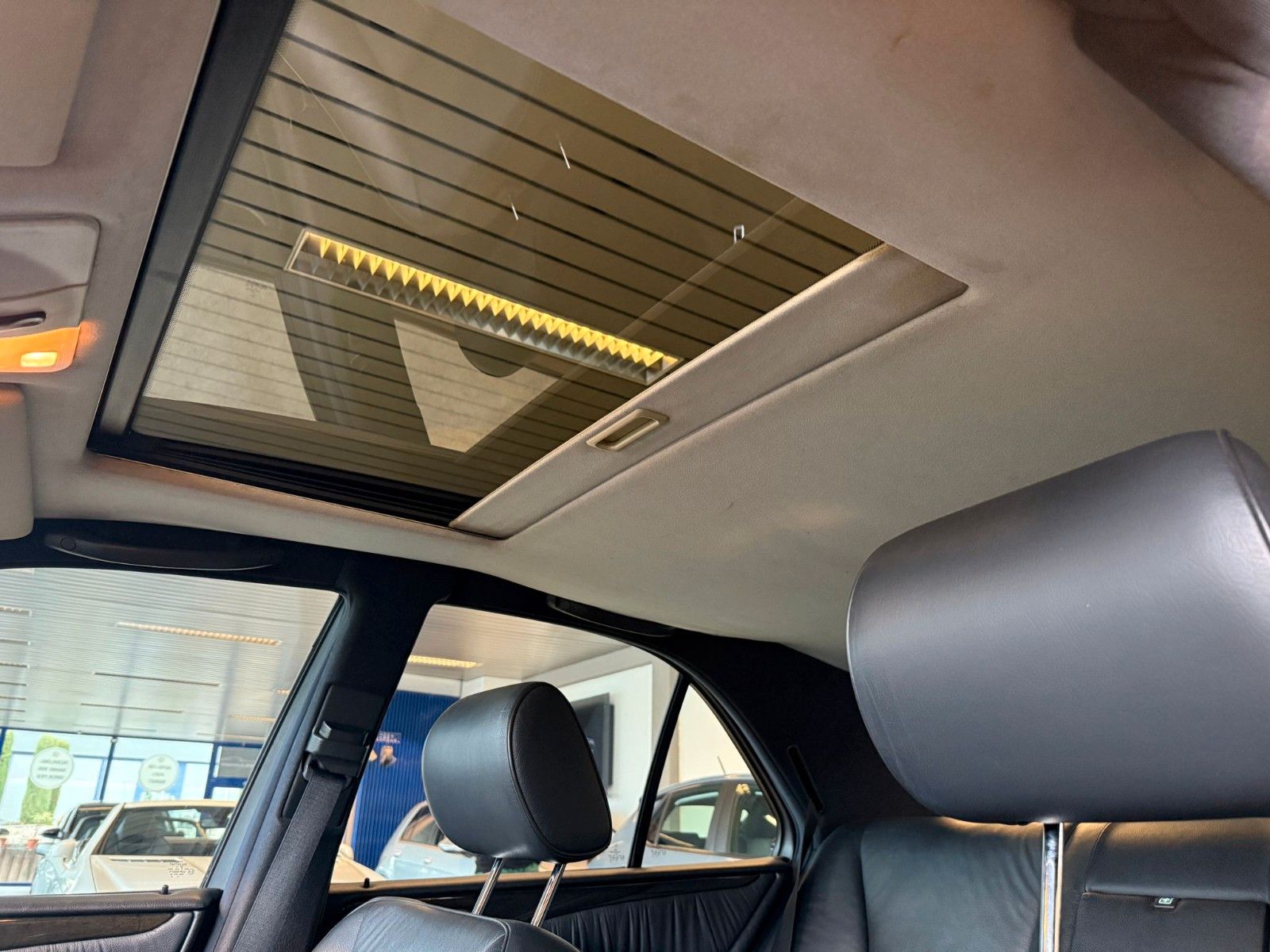 Mercedes-Benz E 420 AVANTGARDE / Vollausstattung / MB Historie foto 20