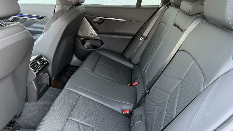 BMW 550e xDrive SAG M Sport LED+/hk/CAM/PRIVACY/SH foto 9