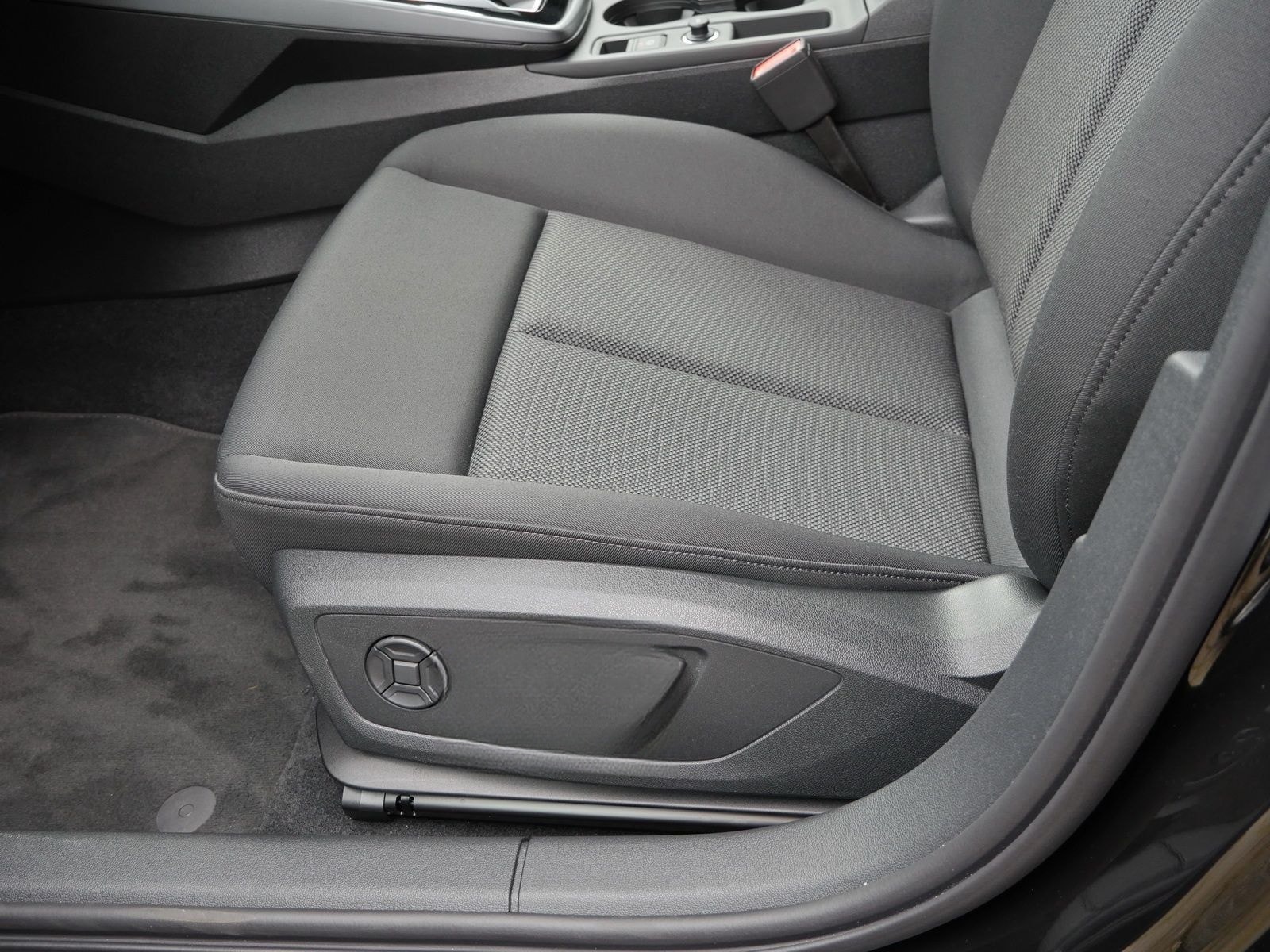 Audi A3 allstreet 40 TFSI e 138km/WLTP*RFK*LED*Navi* foto 24