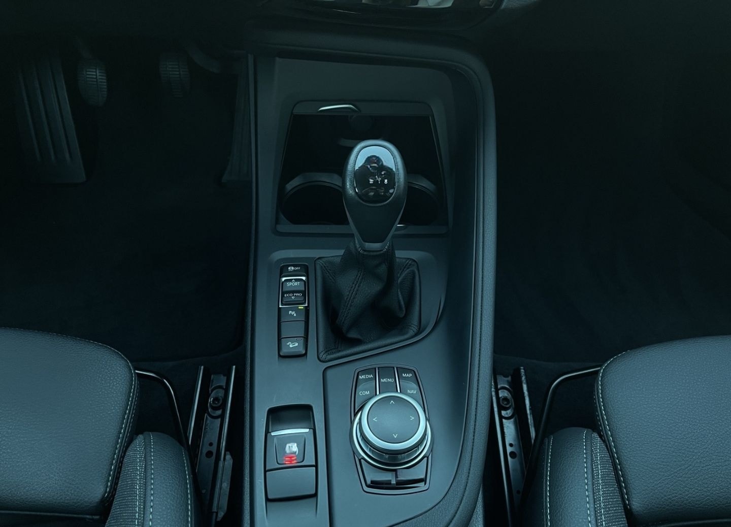 BMW X1 xDrive18d Advantage ALLWETTER+NAVI+PDC+LED foto 19