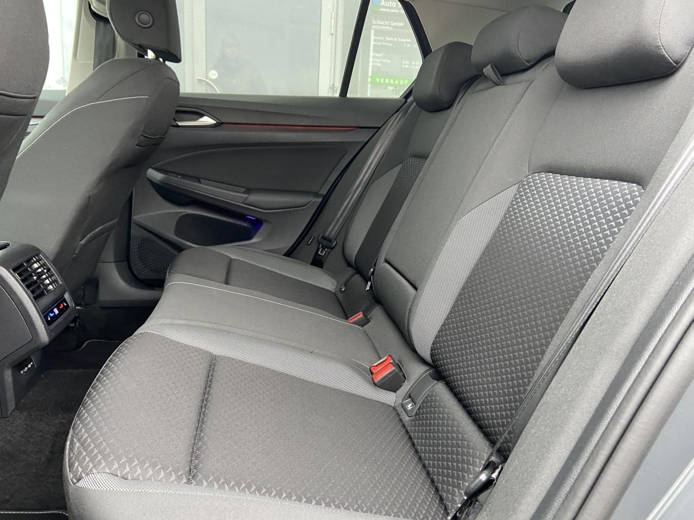 Volkswagen Golf 1.5 TSI Life STANDHEIZUNG+ACC+APP-CONNECT+A foto 11