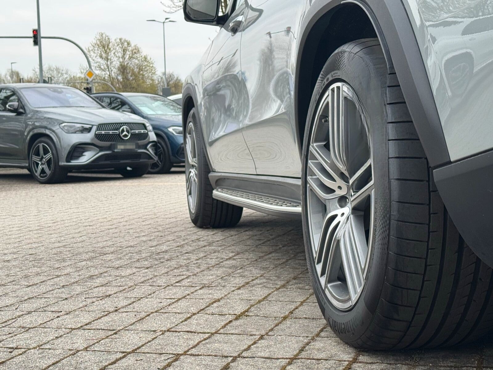 Mercedes-Benz GLS 350 d 4MATIC Distro Pano AHK Akustik 21 Zoll foto 21