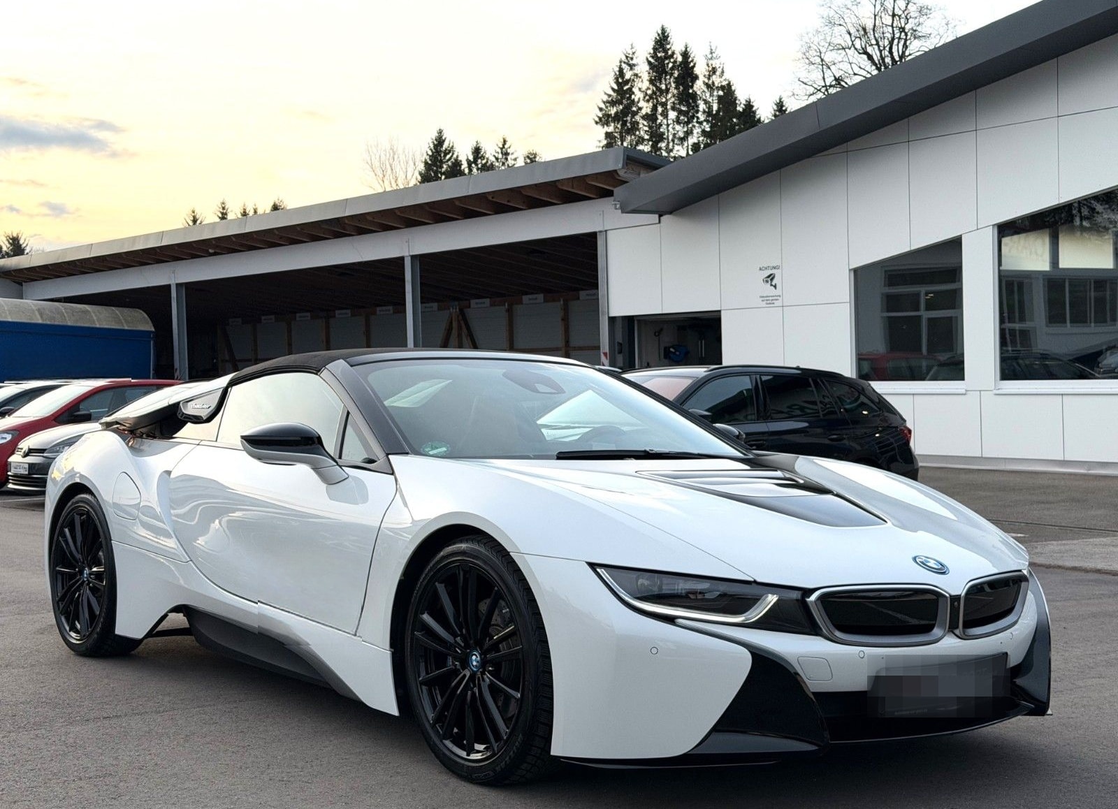 BMW i8 Roadster foto 5