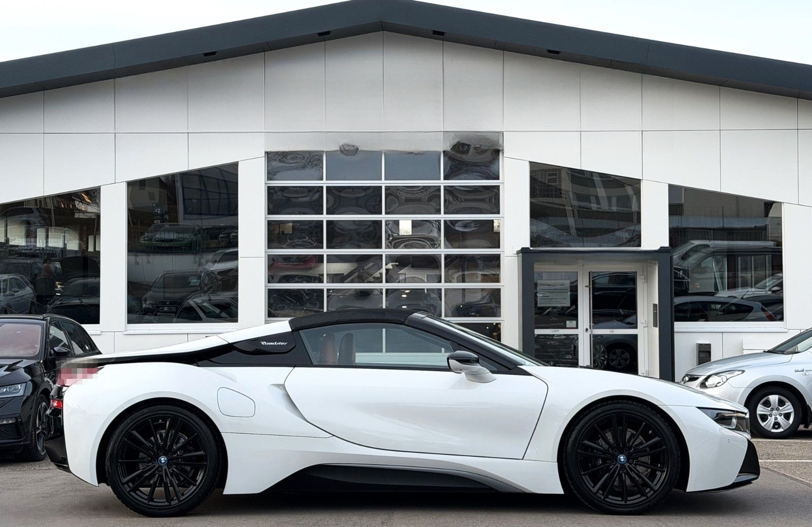 BMW i8 Roadster foto 6