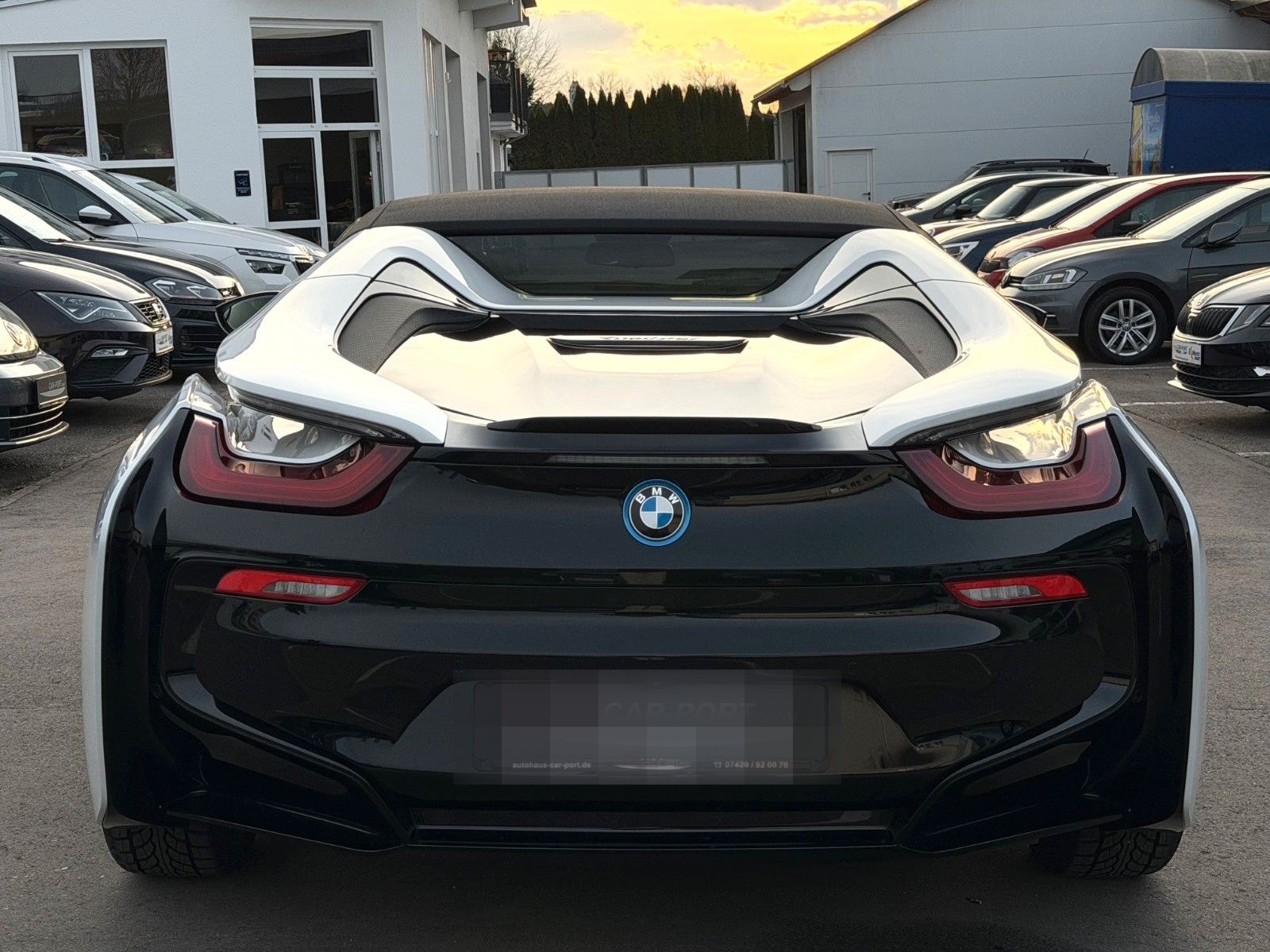 BMW i8 Roadster foto 8