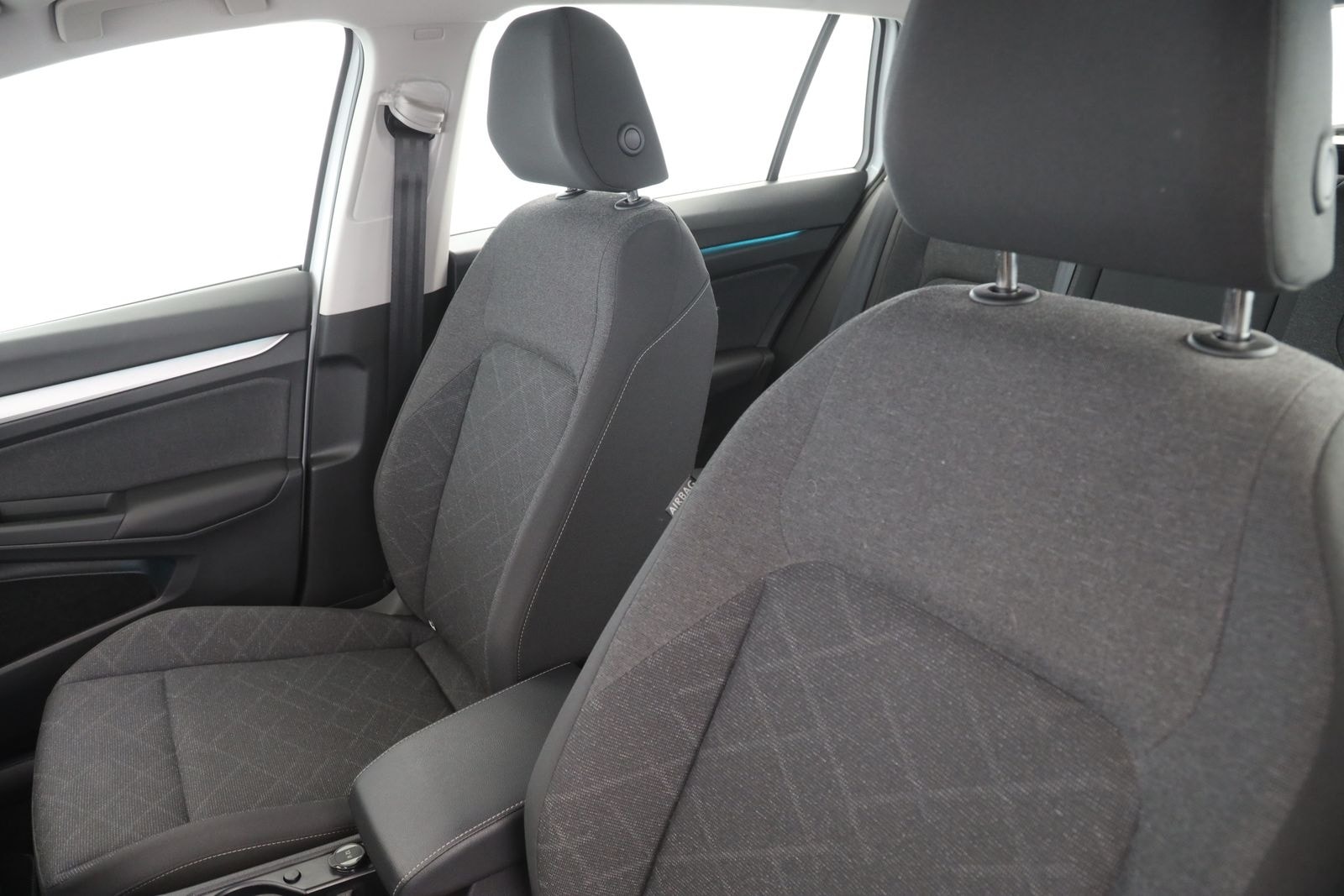 Volkswagen Golf VIII Variant 2.0 TDI DSG Life | NAVI | ACC foto 19