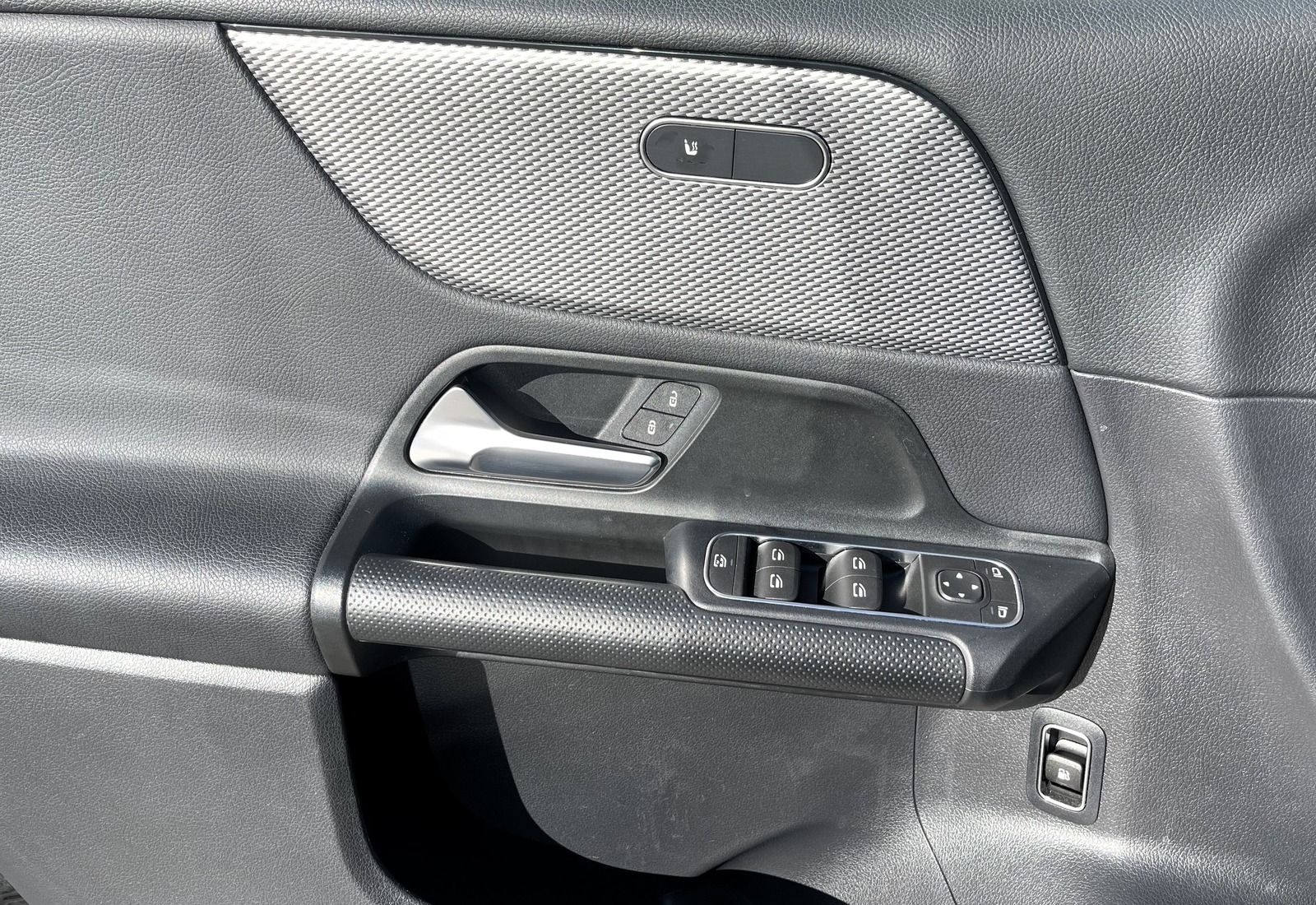 Mercedes-Benz B 250 e GARANTIE SITZHZG MBUX NAVI SPUR foto 21