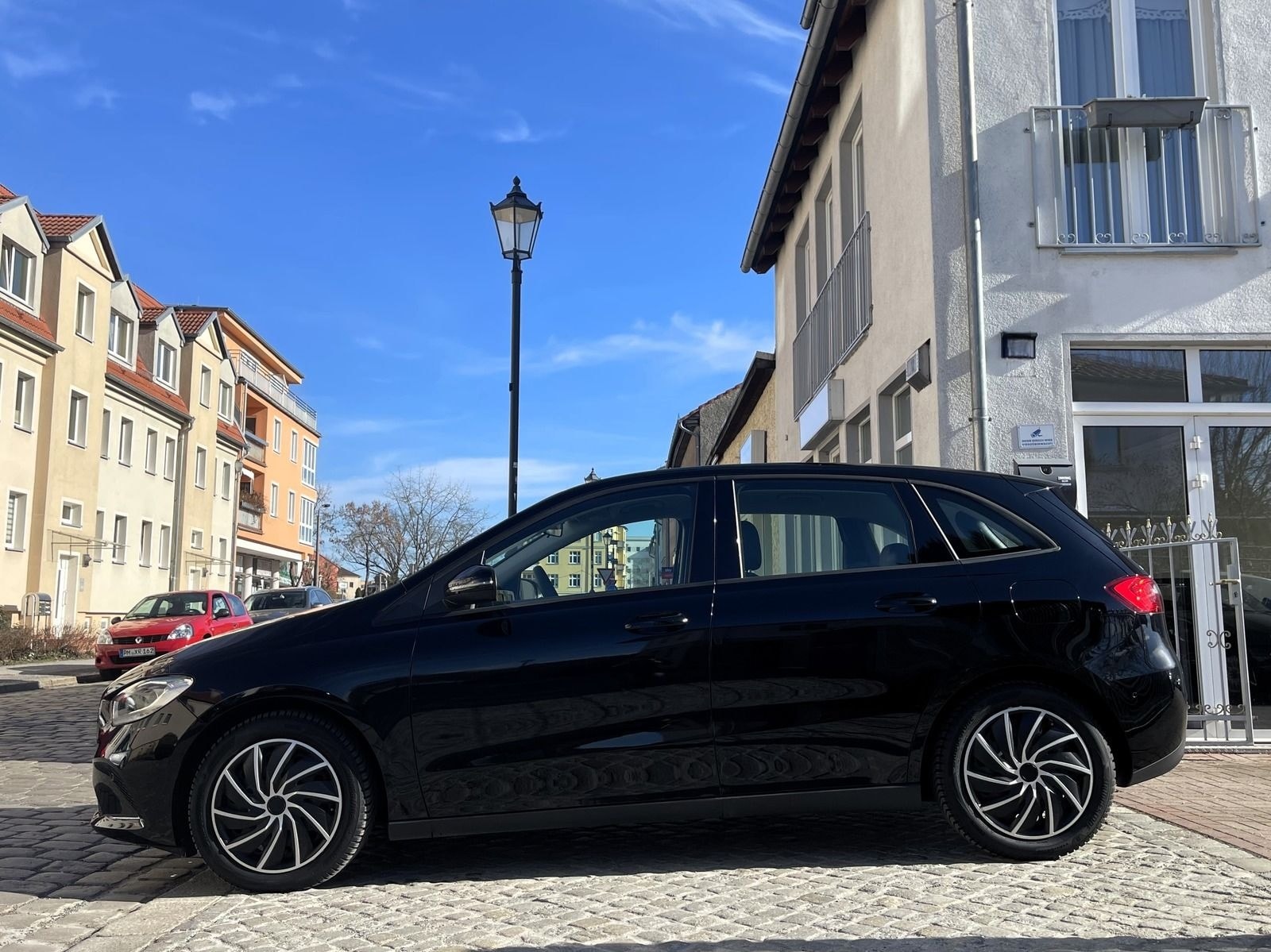 Mercedes-Benz B 250 e GARANTIE SITZHZG MBUX NAVI SPUR foto 7