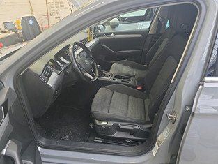 Volkswagen Passat Variant 2.0 TDI BMT Business DSG ACC/RFK foto 7