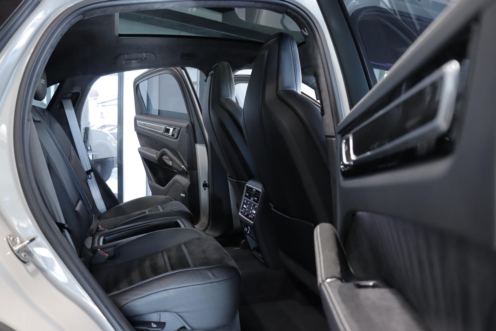 Porsche Cayenne 4.0 V8 GTS*SPORT-CHRONO*PANO*HEAD-UP*AHK foto 14