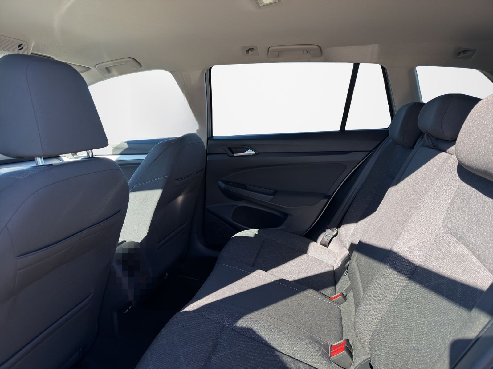 Volkswagen Golf Variant 2.0TDI Life LED/AHK/StHz/App/Navi/A foto 13