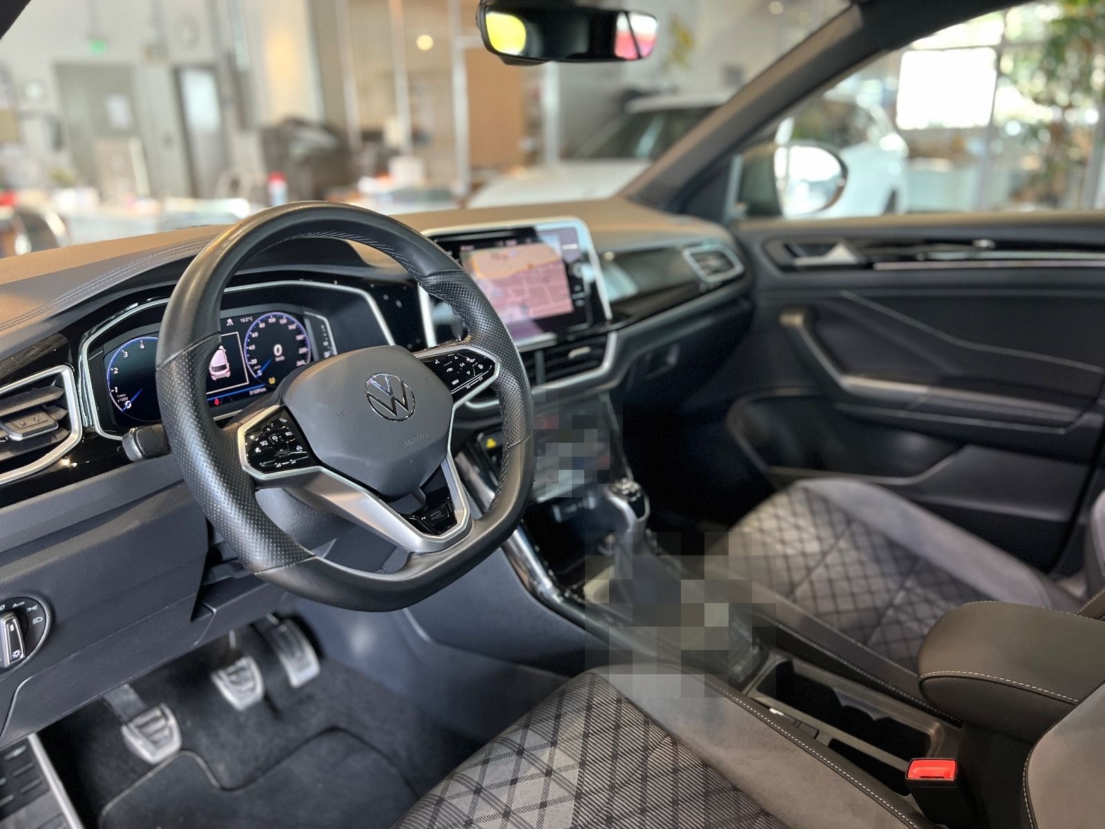 Volkswagen T-Roc R-Line/KAMERA/NAVI/AHK/LED-SCHEINWERFER foto 15