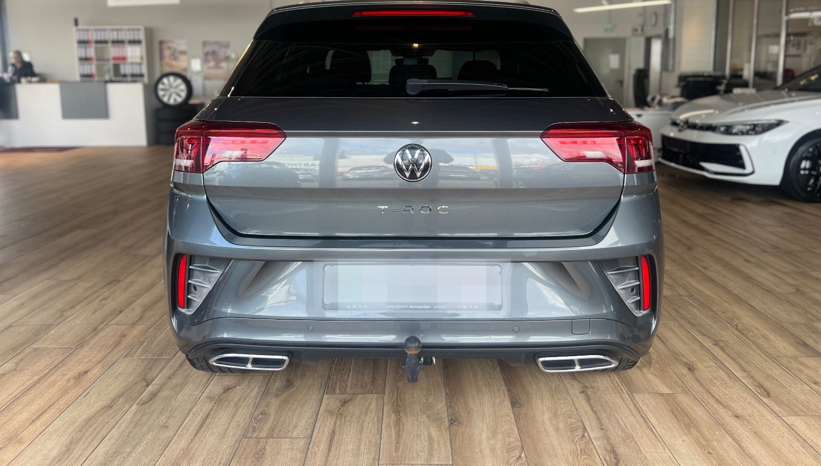 Volkswagen T-Roc R-Line/KAMERA/NAVI/AHK/LED-SCHEINWERFER foto 8