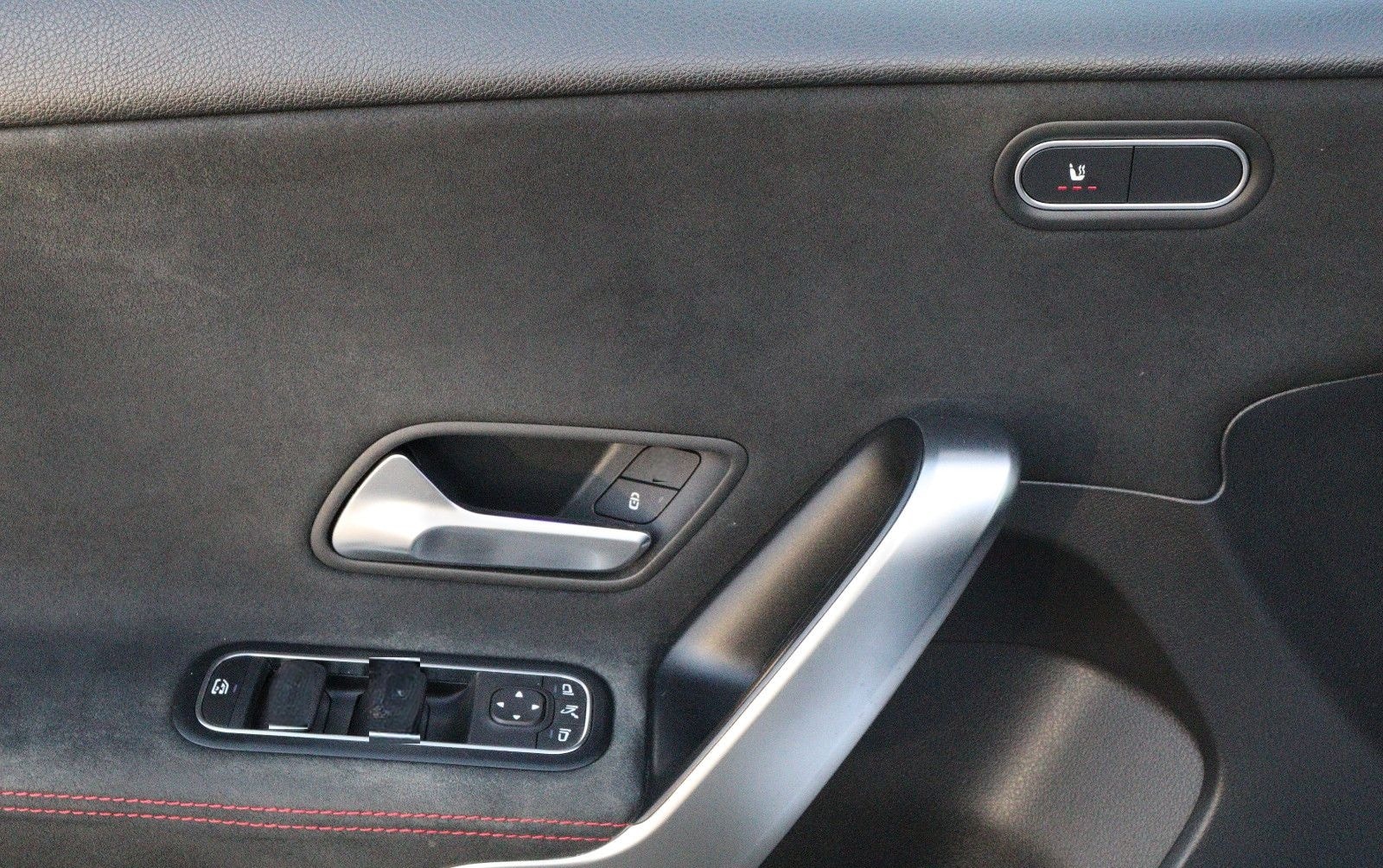 Mercedes-Benz A 250 AMG-Line LED Night-Paket Widescreen foto 16