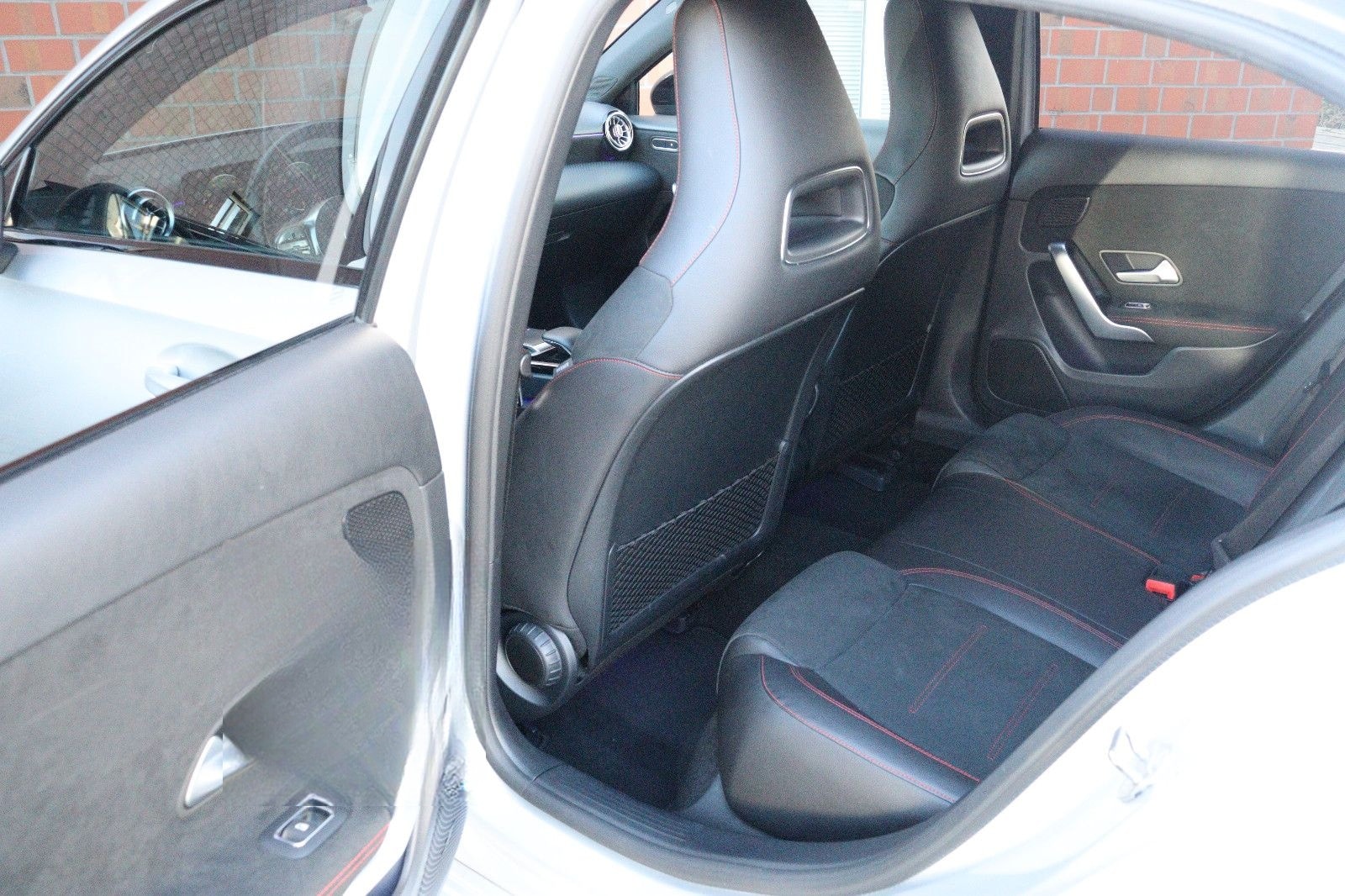 Mercedes-Benz A 250 AMG-Line LED Night-Paket Widescreen foto 20