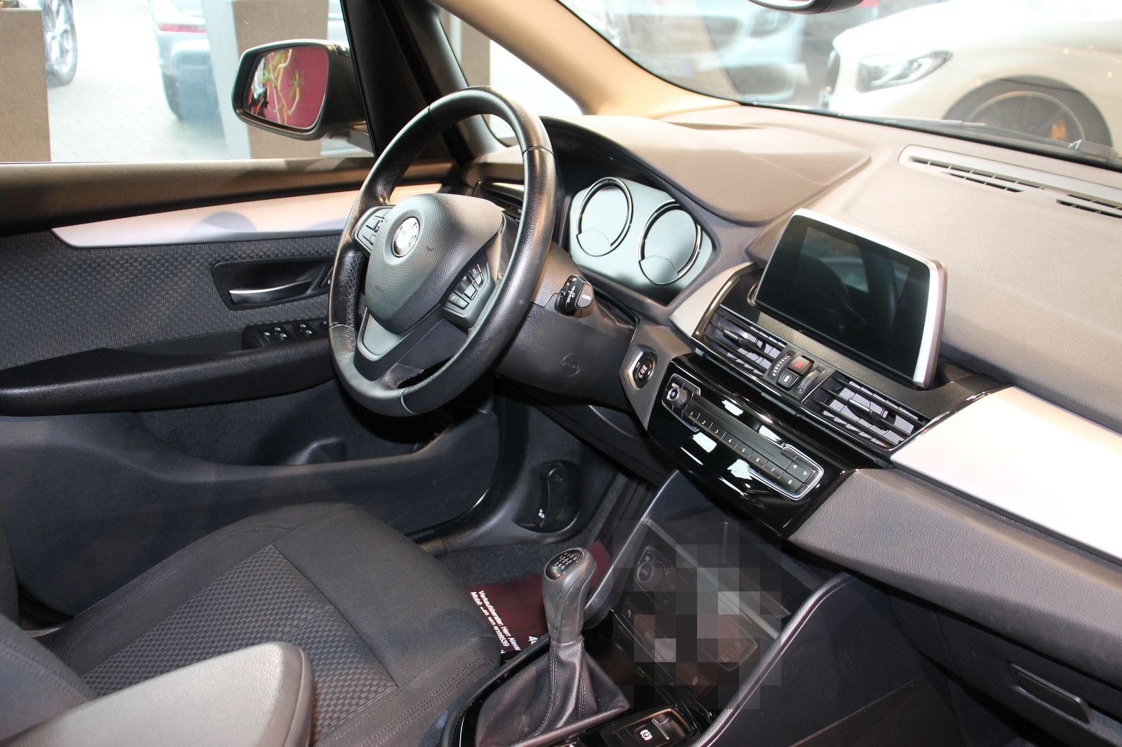 BMW 218 Active Tourer PDC Navi SHZ LED foto 15