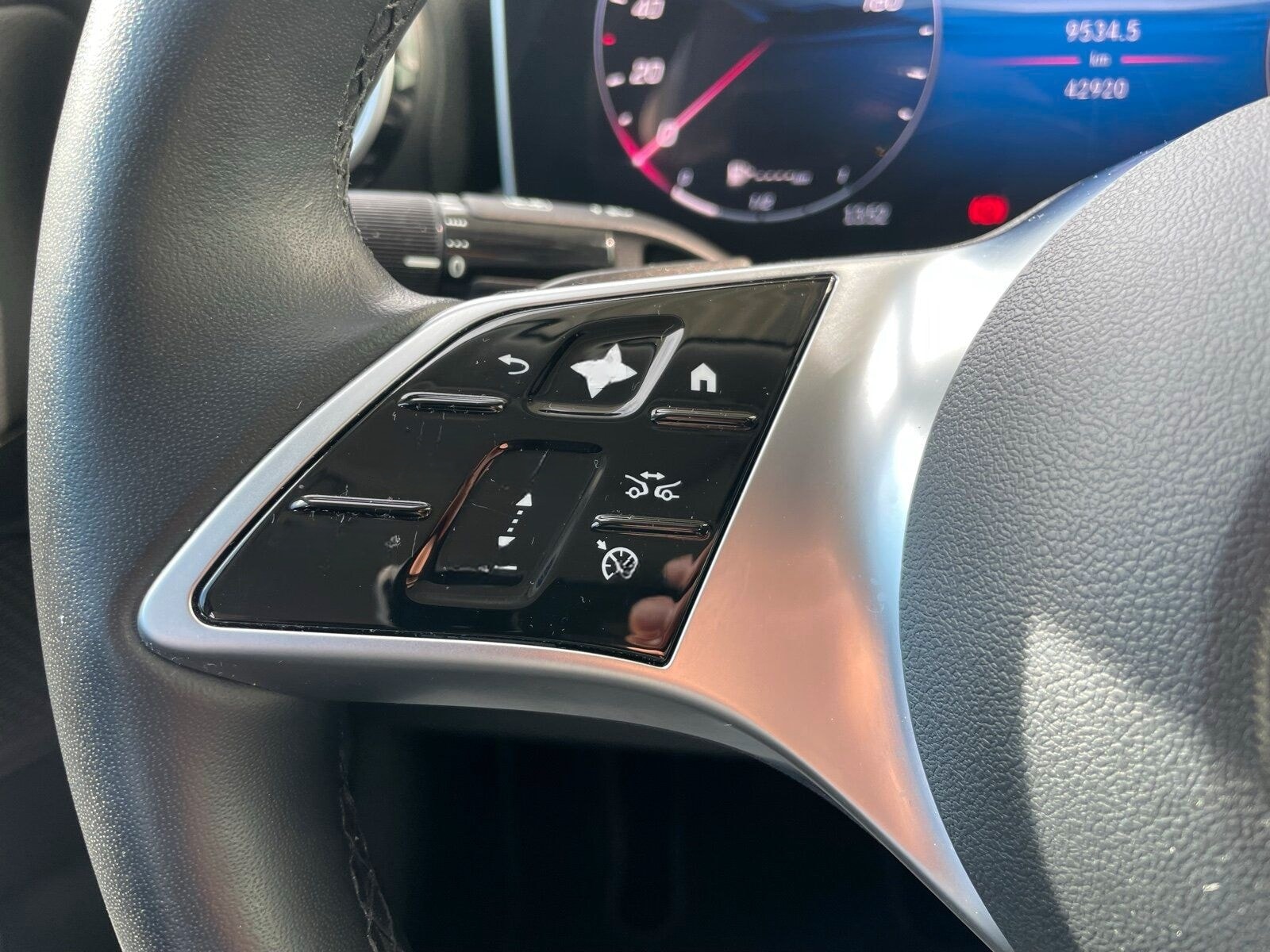 Mercedes-Benz C 220 d AVANTGARDE *AHK*WINTER*KAMERA*AMBI*DAB* foto 10