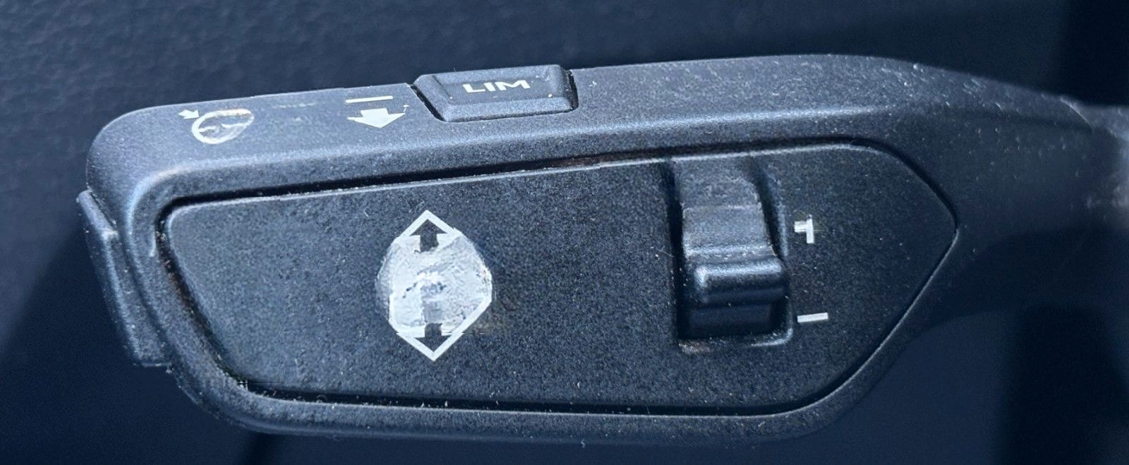 Audi Q2 30 TDI S line foto 16