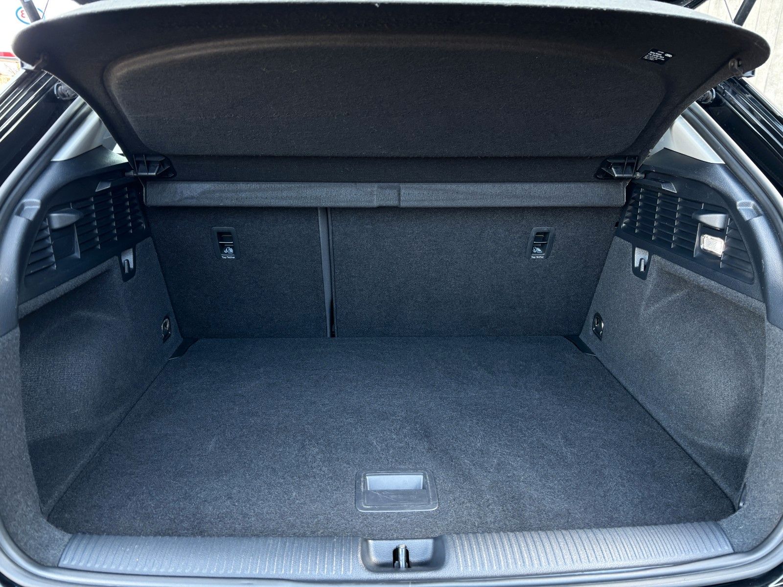 Audi Q2 30 TDI S line foto 23