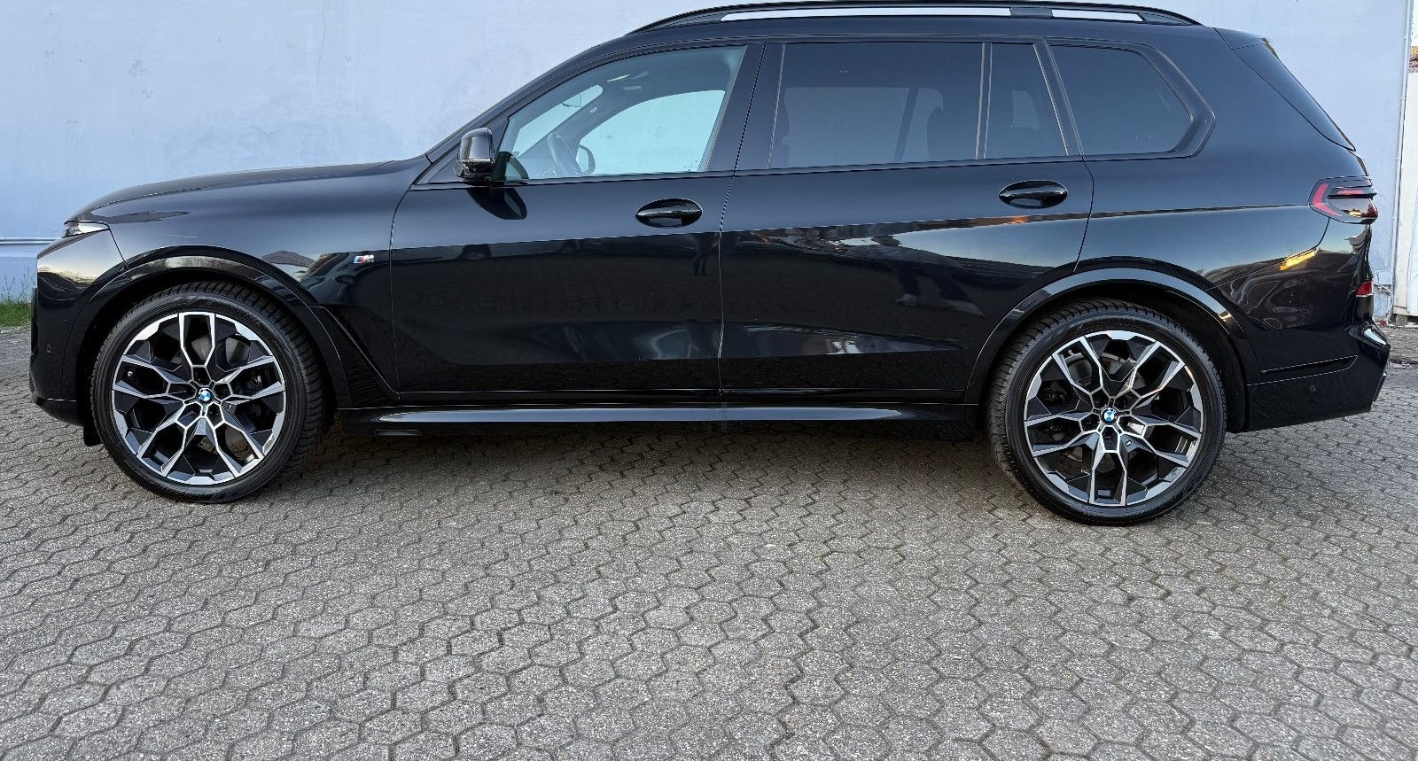 BMW X7 xDrive 40d MSport*ACC*PANO*AHK*Softclose*VOLL foto 4