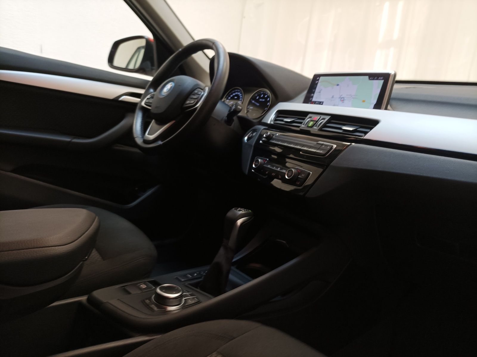 BMW X1 xDrive25e Navi|PDC|LED|Sitzhzg. foto 13