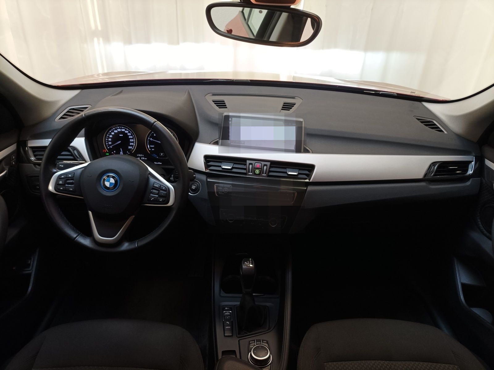 BMW X1 xDrive25e Navi|PDC|LED|Sitzhzg. foto 9