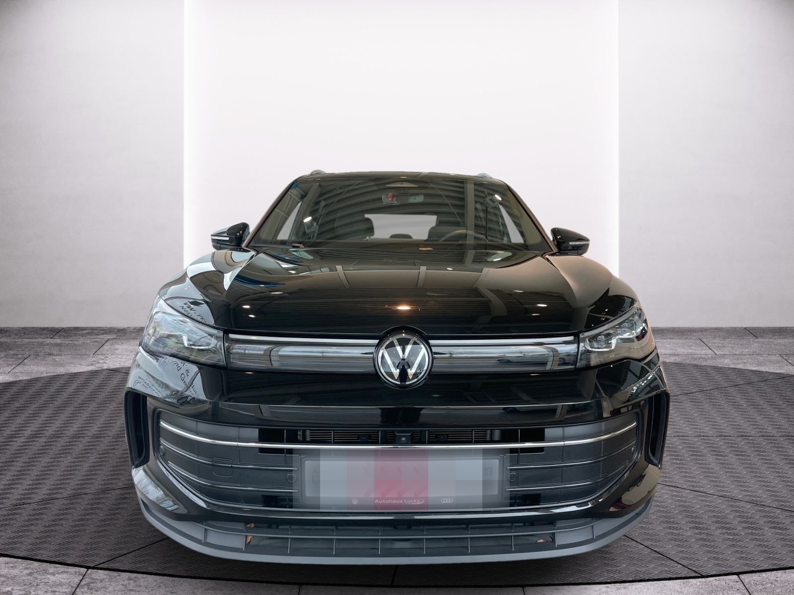 Volkswagen Tiguan 1.5 eTSI Goal MATRIX AHK ACC NAVI SIDE foto 4