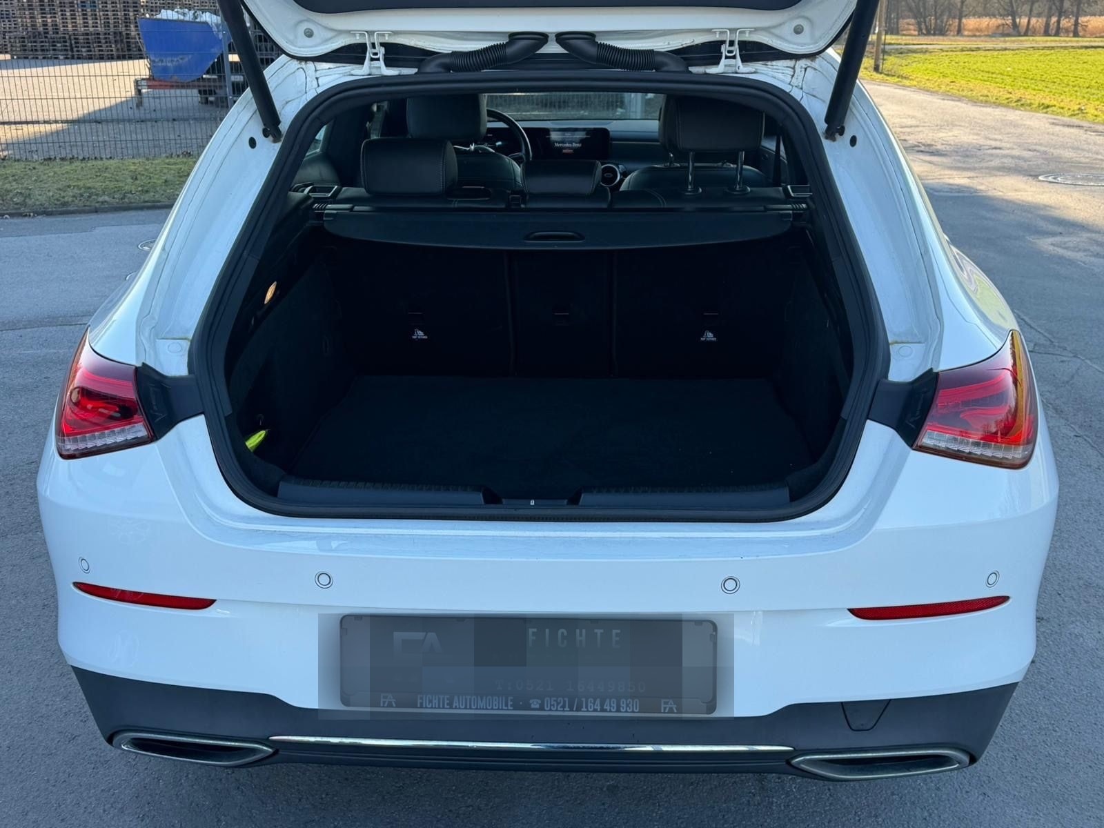 Mercedes-Benz CLA 200 Shooting Brake Progressive Elk. Heckklap foto 6