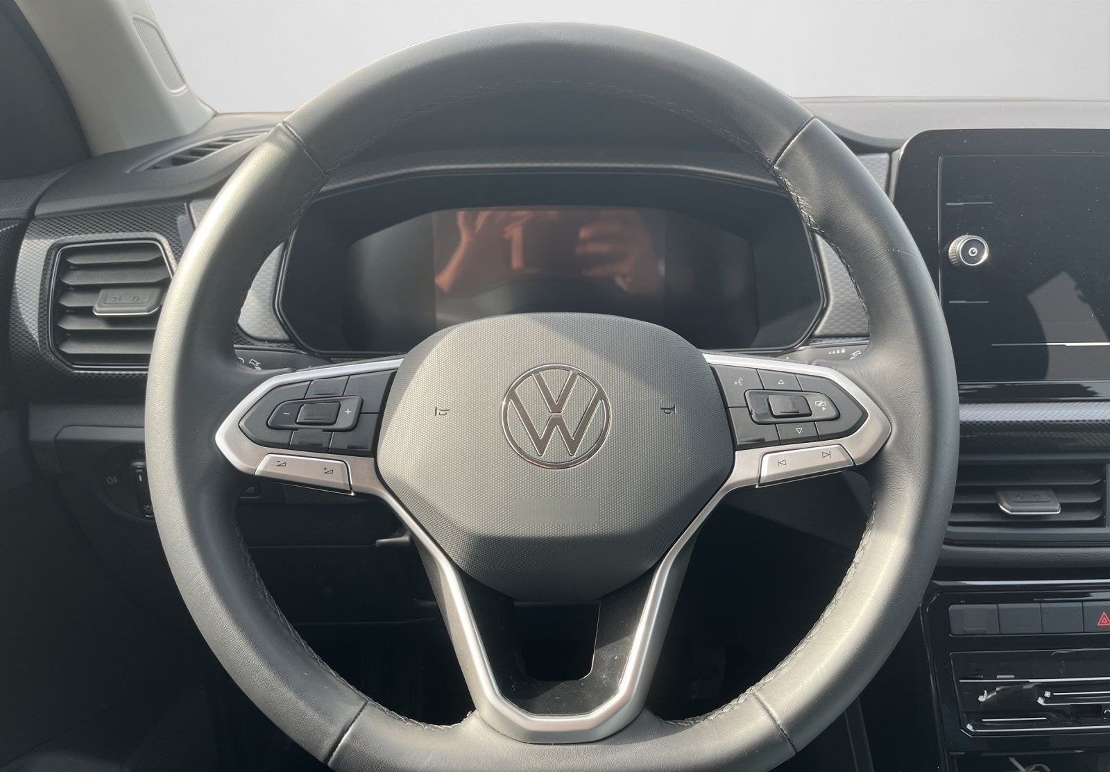 Volkswagen T-Cross Life 1,0 TSI 5-Gang | 17" | abgedunkelte foto 9