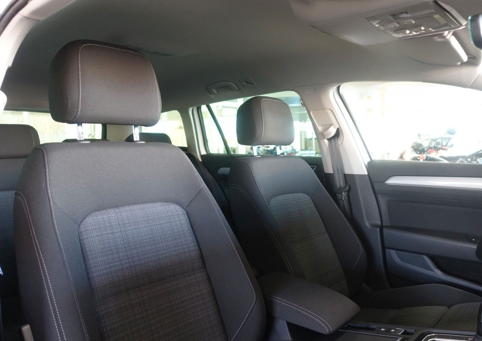 Volkswagen Passat Variant Business PLUS; NAV/ ACC/ KAM/ LED foto 12