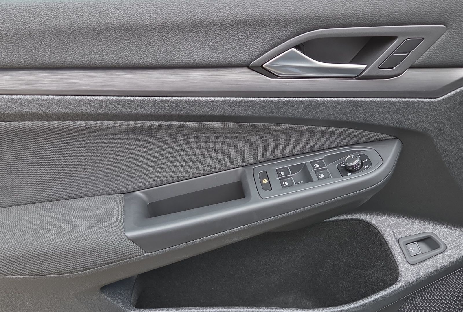 Volkswagen Golf 8 1.4 TSI DSG eHybrid Style LED Standhz Nav foto 7