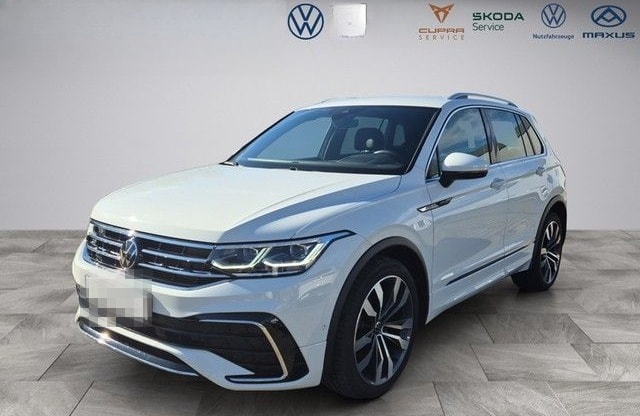 Volkswagen Tiguan R-Line 4Motion 2,0  TSI  DSG Matrix STHZ  foto 1