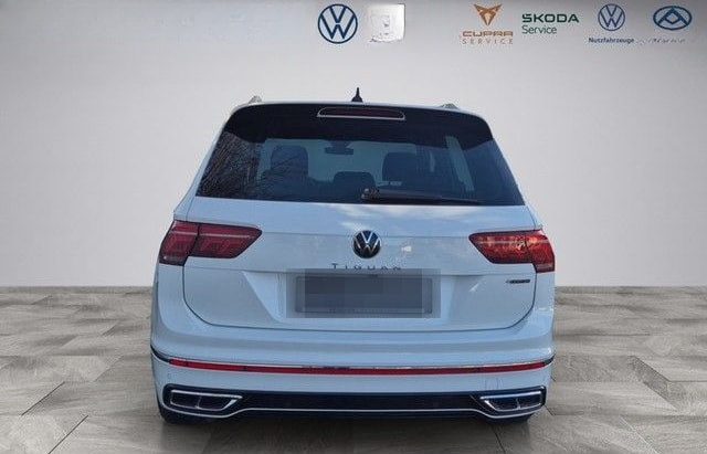 Volkswagen Tiguan R-Line 4Motion 2,0  TSI  DSG Matrix STHZ  foto 4