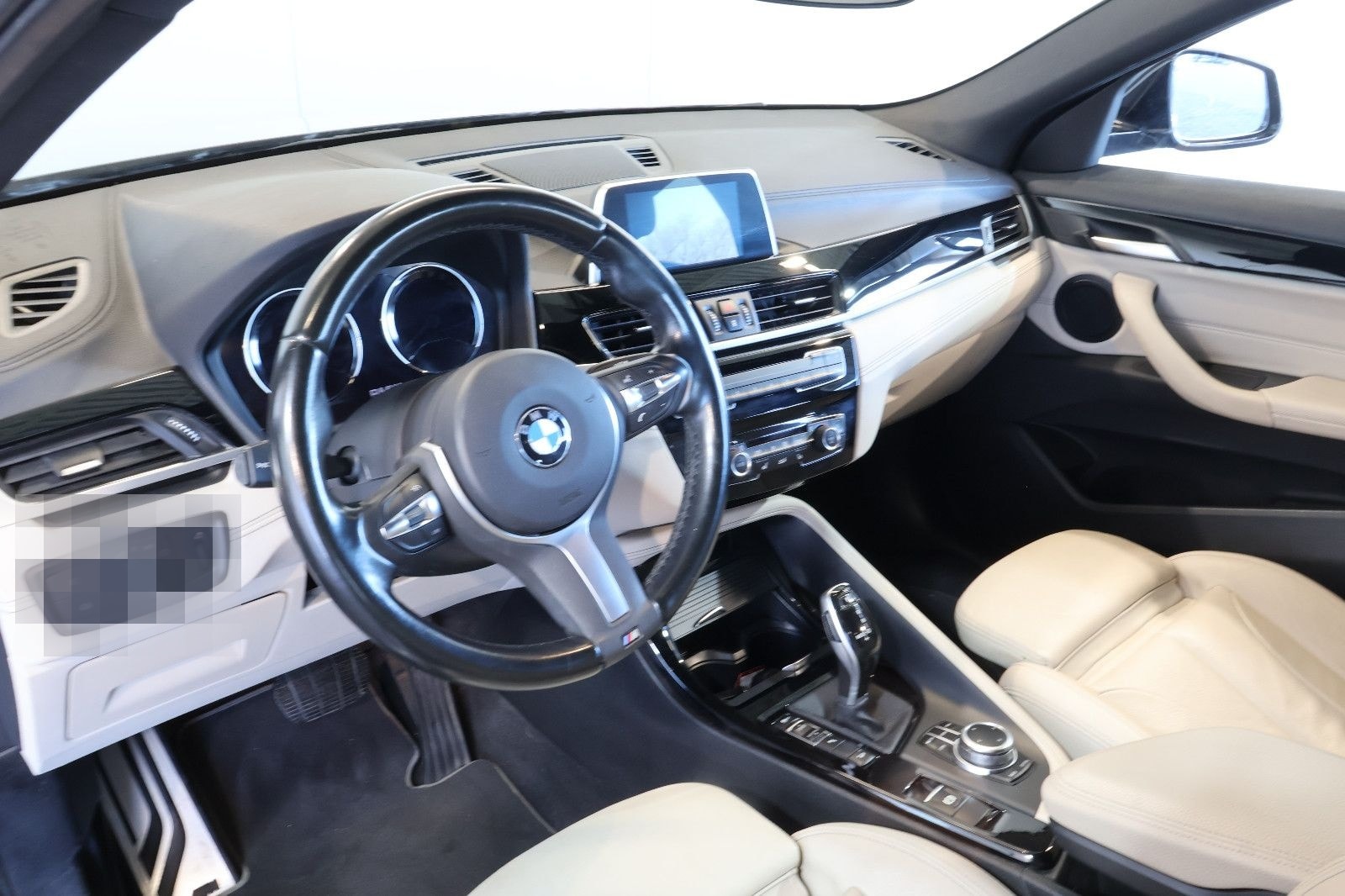 BMW X2 xDrive 18 d M Sport NAVI+LED+AHK+19" foto 9