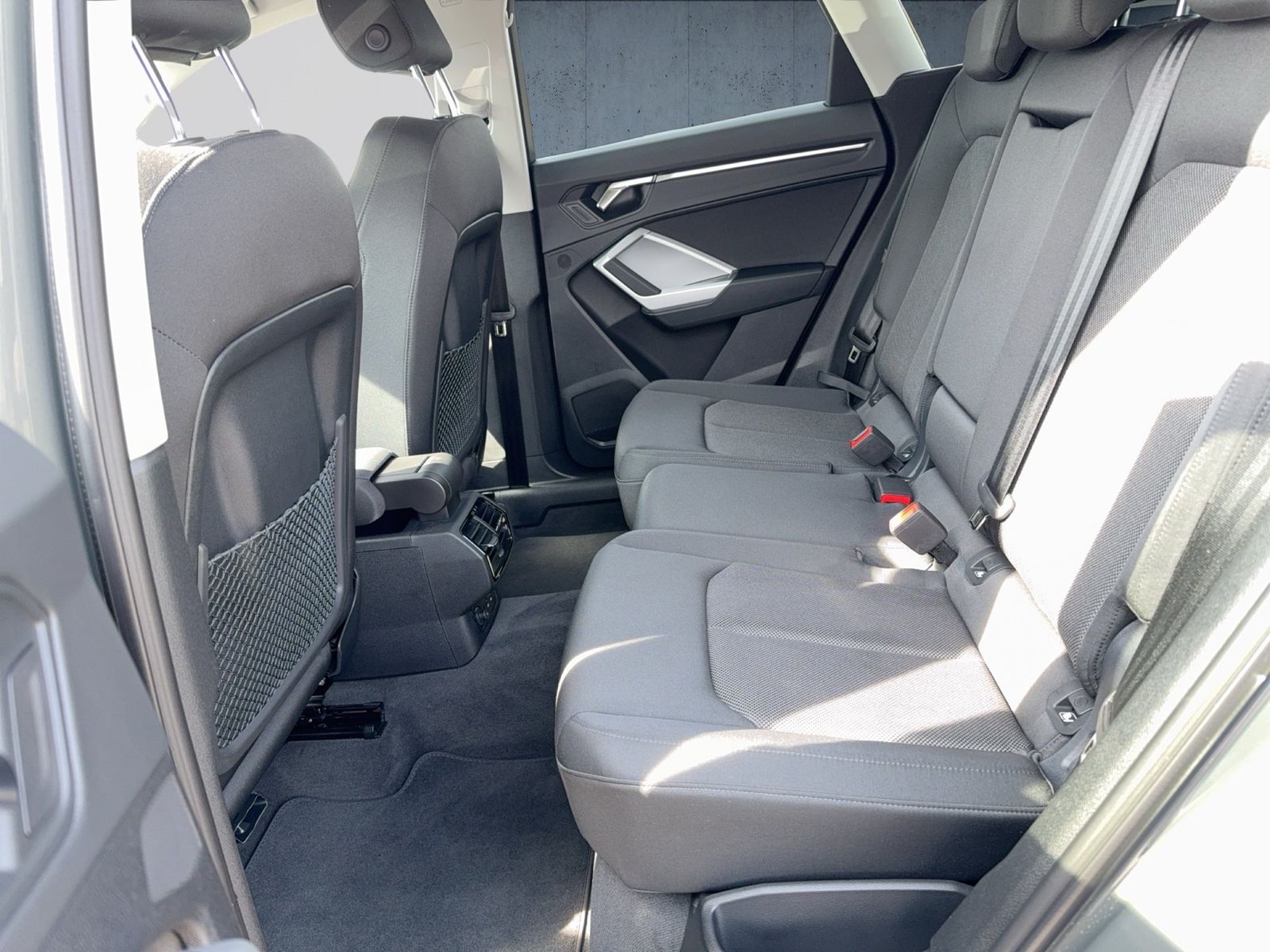 Audi Q3 SUV 35 TFSI S tronic Matrix 2xKlima ACC Kam. foto 13