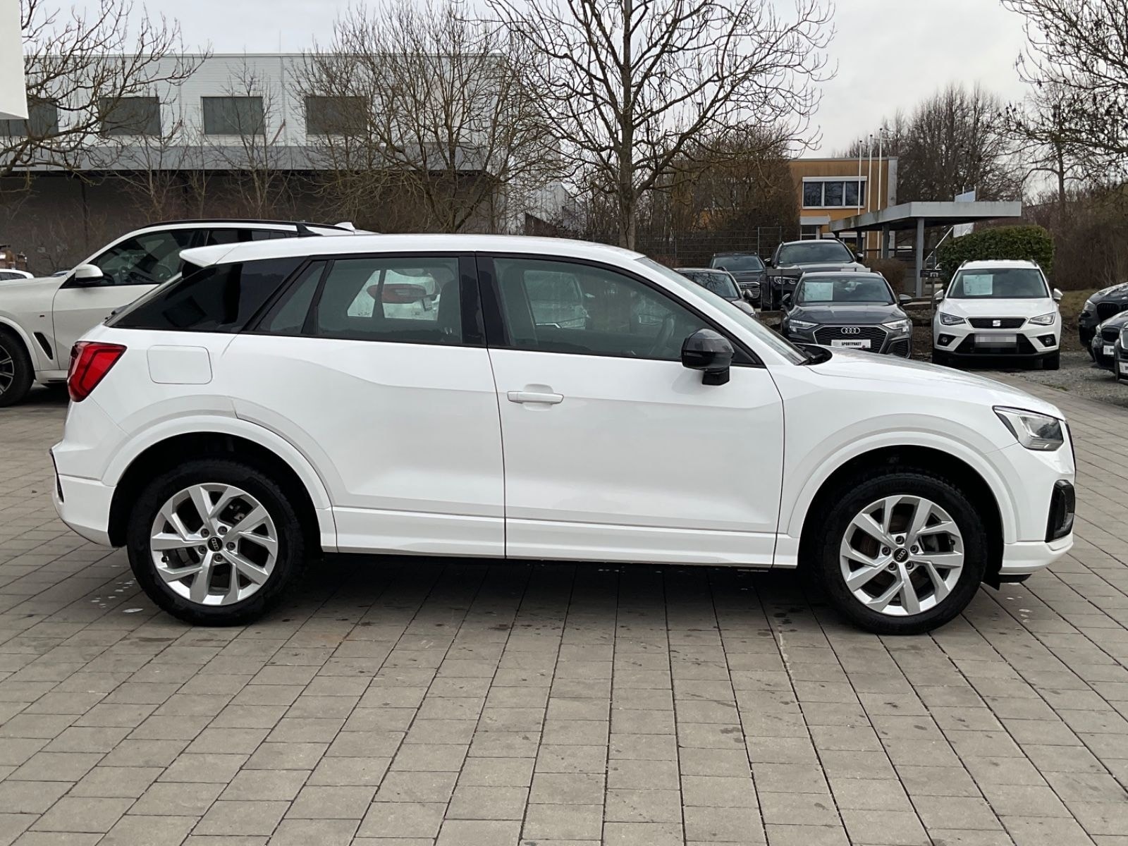 Audi Q2 35 TFSI advanced AHK DAB LED Klima Navi RFK foto 6